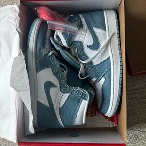 Women’s Air Jordan. Retro 1- HI OG